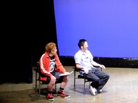 左から、吉田豪、井上崇宏（KAMINOGE編集長）。