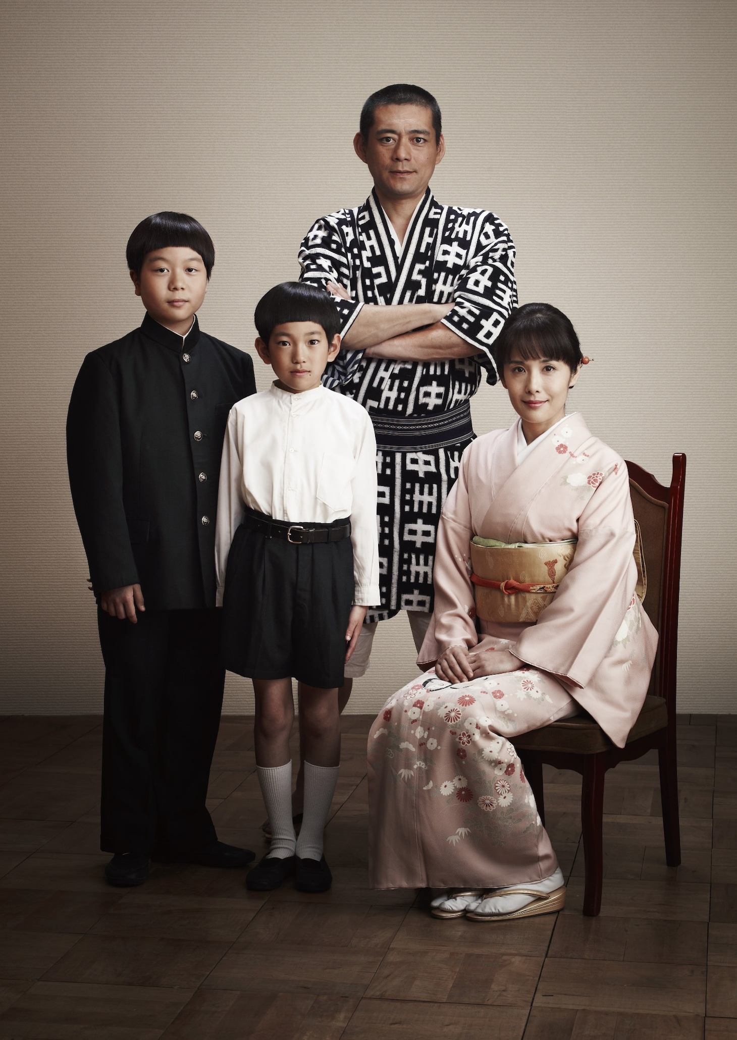 博多華丸が主演を務めるテレビドラマ「めんたいぴりり」イメージ。