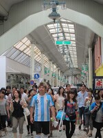 清水駅前銀座商店街にて、ビーバップハイスクールのヤンキーならぬ、あるあるヤンキーたちをひきつれるRG。