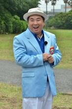 収録中のドランクドラゴン塚地。