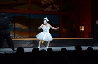 1幕1場「バカ殿様」