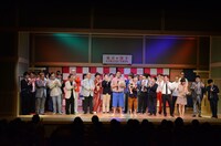 「平成25年度 漫才新人大賞」決勝戦の模様。