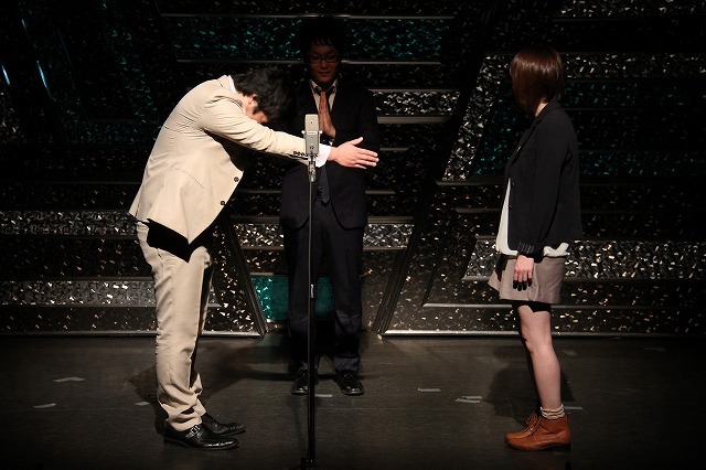 彼女に男のけじめとしてプロポーズする安部。祈る大波。(c)河村正和（フォトプロ）