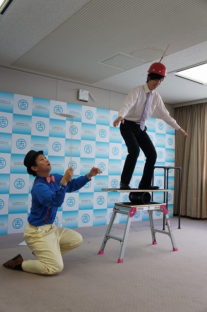 「香川県　鬼ヶ島＆小豆島　プロジェクト」会見。(c)吉本興業