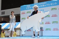 等身大のシロクマ制作にもチャレンジしたハッポゥくん。八景島シーパラダイスの職員からは「バクみたい」と言われてしまった。