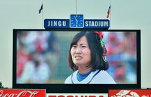 神宮球場の大型ビジョンに映るキンタロー。。