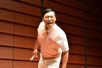 指名した人物が若林ファンであることが判明し、思わず顔をしかめる春日。