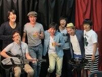 左奥から、佐久間宣行テレビ東京プロデューサー、劇団ひとり、東京03飯塚、東京03豊本、オークラ、バカリズム。左手前は東京03角田。