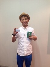 芸人で初めてこどもパートナーの認証を取得したタケト。