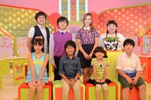 8月17日に放送される「伝えてピカッチ」（NHK総合）に出演する（上段左から）南海キャンディーズ山里、バカリズム、優木まおみ、渡辺直美。（下段左から）香音、加藤清史郎、小林星蘭、青木勁都。
