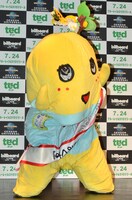 落ち着きなく動き続けた、ふなっしー。