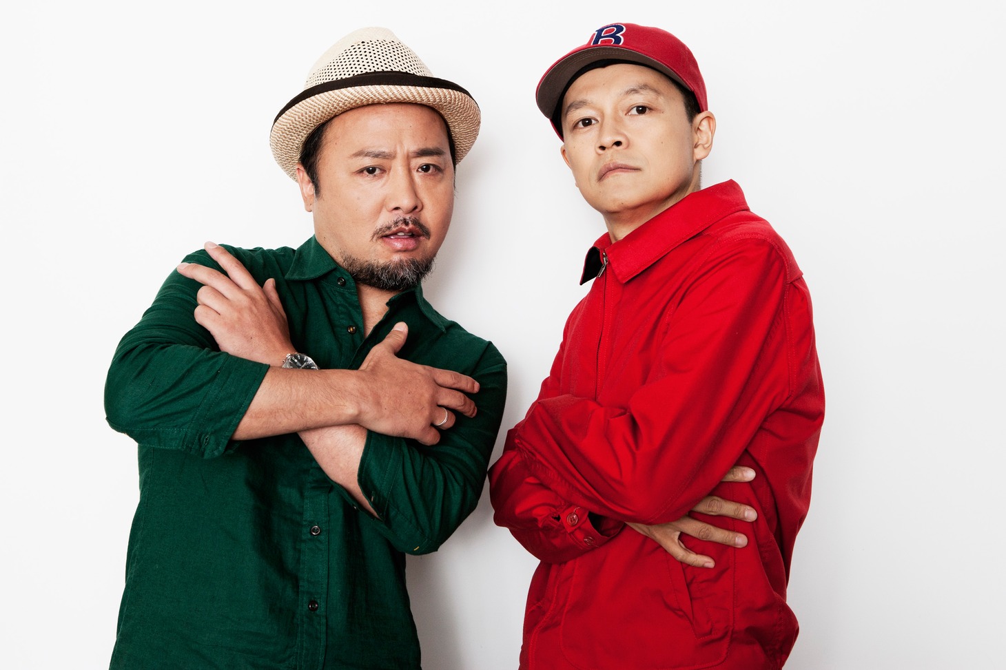 ナタリーTV「マキタスポーツ 夏季集中講座『マキタ学究 J-POPの軌跡#1 ヒット曲の法則』」に出演したマキタスポーツ（左）とBose（右）。ナタリーPower Pushでアーカイブ映像を公開中。