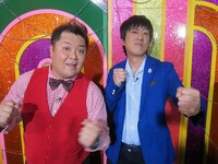 「目指せ100万円!! BLACK$MILLION」（テレビ東京）MCのブラックマヨネーズ。