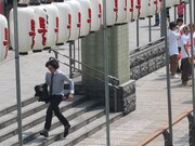 1人場所を間違えダッシュするヒカリゴケ片山。