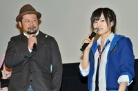 ケンドーコバヤシ（左）と山本彩（右）。