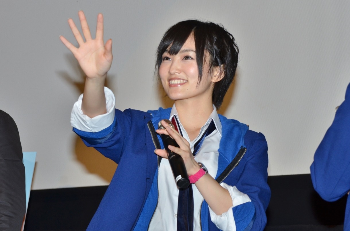 山本彩