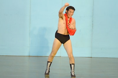 登場するやいなや大雨が降り出し空に向かって「バカヤロー！」と叫んだアントキの猪木。