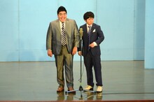 カントリーズ。江澤（左）の話に福田（右）がちゃちゃを入れまくる。