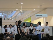 吉本の劇場にも行っているというルピナスクオーツ。