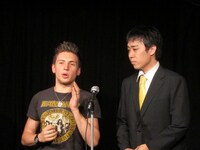 タイムボムの漫才。「お前をもっと目立たせたい」と言うニックだが……。