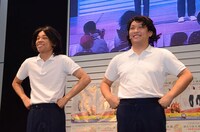 DVD発売記念イベントを行ったCOWCOW。