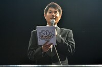 リングアナと実況を務める増田和也テレビ東京アナウンサー。