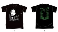 日本限定プレミアムTシャツ。S、M、L、各4000円。