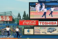 あたりまえ始球式の様子。