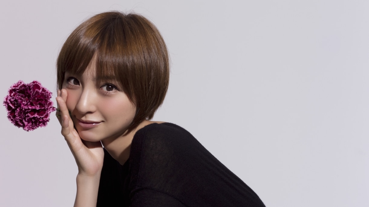 篠田麻里子