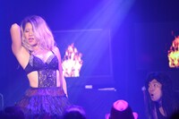 セクシーダンサーをガン見するRG。