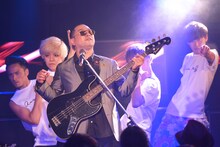 ライブ「レイザーラモンRG World Tour Final『Live in Japan』」の様子。