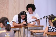 「トータルテンボス先生＆ハイキングウォーキング先生の『まなぶ！あそぶ！楽しいアプリ学』」の模様