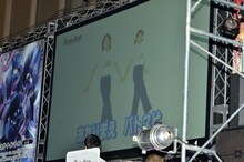 VTRに登場した、バトスピスペシャルサポーターのCOWCOW。「あたりまえ体操」バトスピバージョンを披露した。