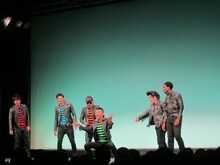 銀行強盗、爆弾処理班というテーマでテンポ感抜群のやりとりを見せた超新塾。