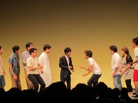 大重を攻撃するかと思いきやまさかの名倉にアタックするホリケン。