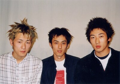 結成時のロバート。(c)吉本興業