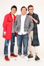 2012年のロバート。(c)吉本興業