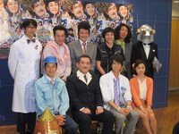 キングコング西野脚本、後藤ひろひと演出の舞台「ドーナツ博士とGO！GO！ピクニック！」会見。