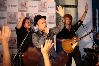 「推定無罪～マキタスポーツ公開裁判フリーライブ～」の模様。