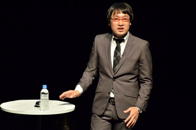 「山里亮太の140～残暑お見舞い申し上げます～」に出演する南海キャンディーズ山里。