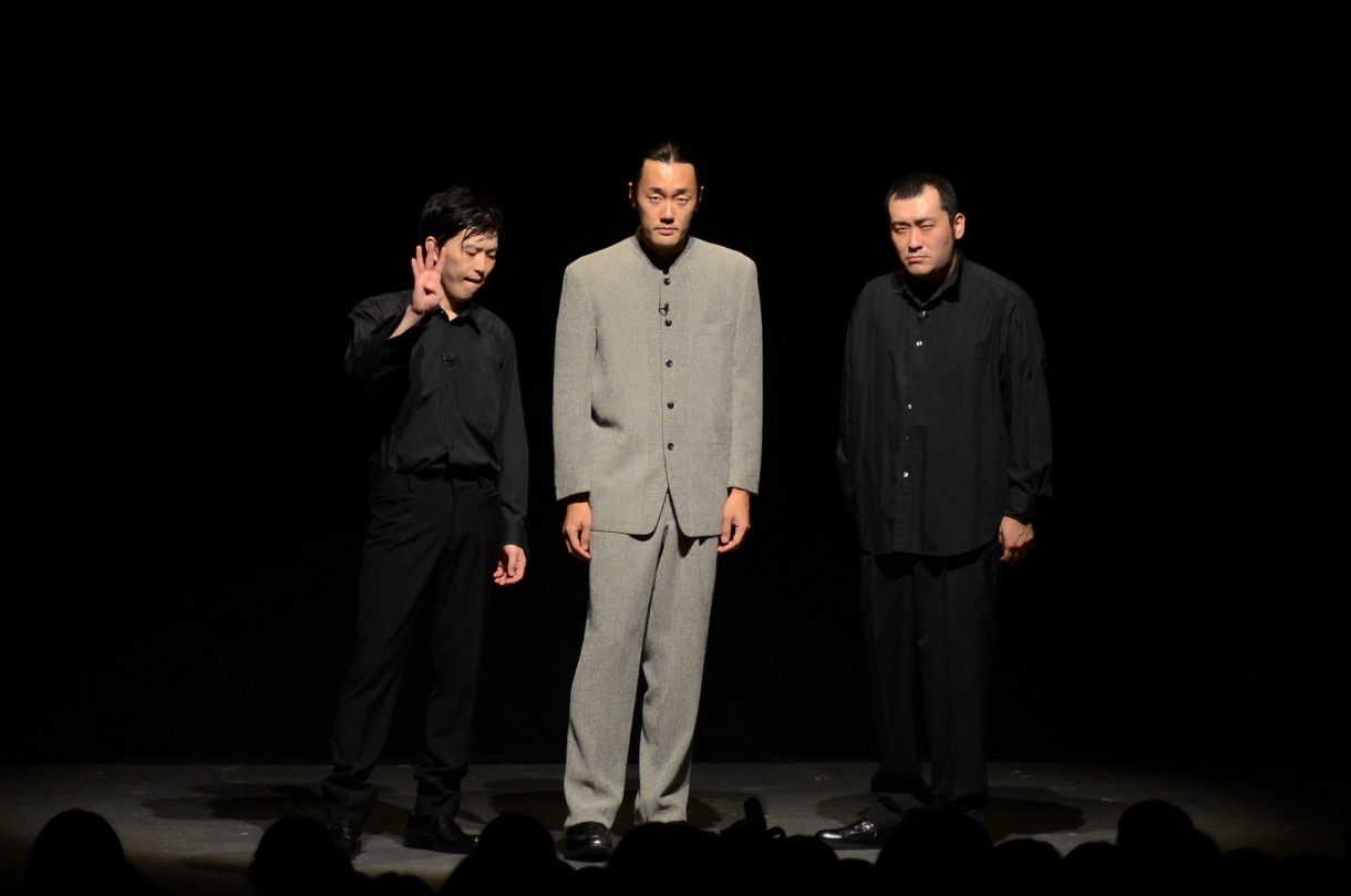 グランジ単独ライブ「DVD収録ベストネタライブ」の一場面。