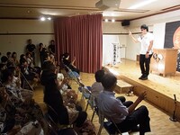 湯原温泉郷「江西劇団」公演の模様。
