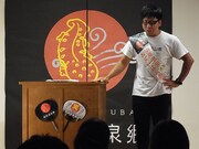 湯原温泉郷「江西劇団」公演の模様。