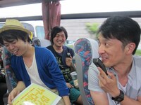 ノンスモーキンのジャンケンの歌を歌う西行寺。