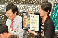 かたつむり林（右）と、アームストロング安村（左）。