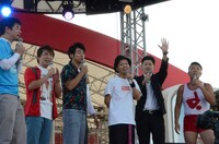 「夏☆1 夏笑王決定戦」結果発表の様子。