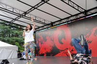 鬼奴の高音が出ずに本場吉本新喜劇のコケ芸を見せる藤井とRG。