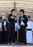 コンビ歴20年の2丁拳銃