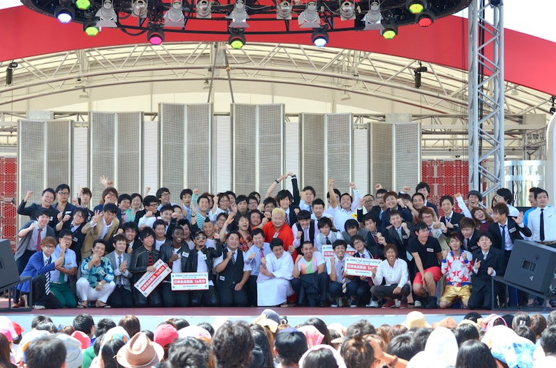 「THE MANZAI 2013 認定漫才師50組発表会」の模様。