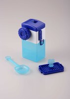 「よゐこの無人島0円生活チネリータ」の「すもぐりブルー」。